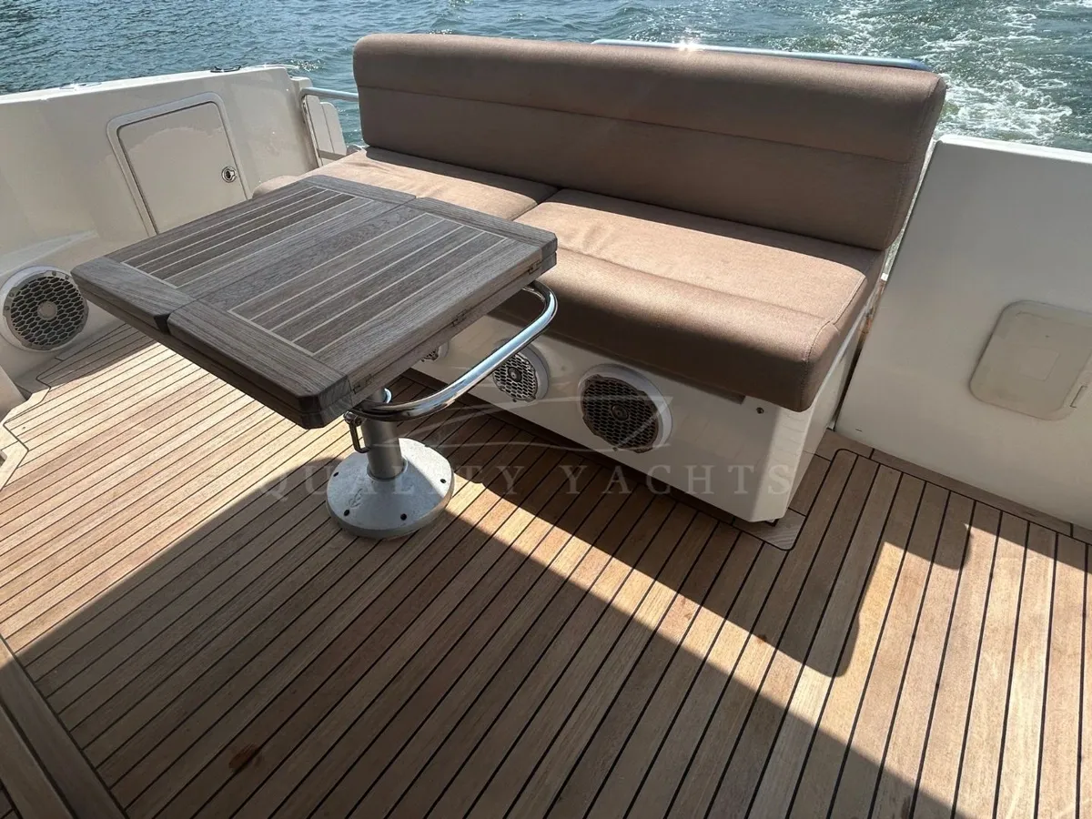 Riviera 36 Sport